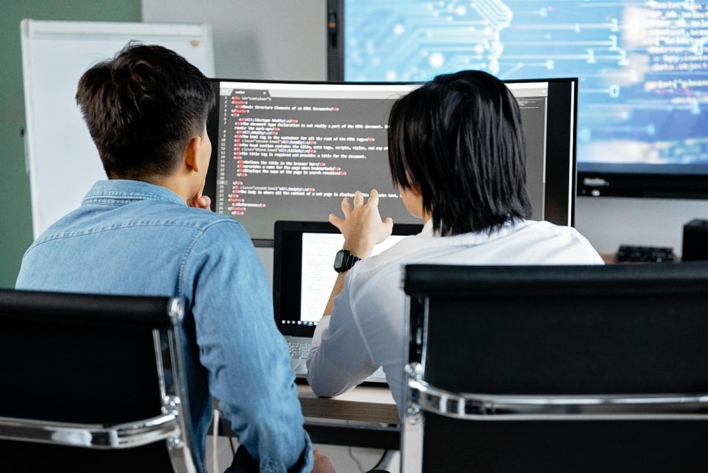 How Community Training Programmes Reduce Youth Unemployment
